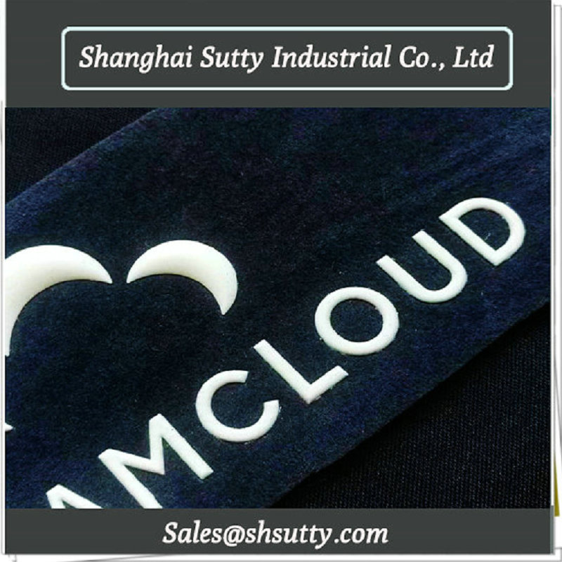 Custom 3d Raised Silicone Heat Transfer Logo Labels