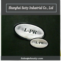 High Grade Silver Grey Color Recycled 3D Logo Rubber Silicone Custom Clothing Tags Labels